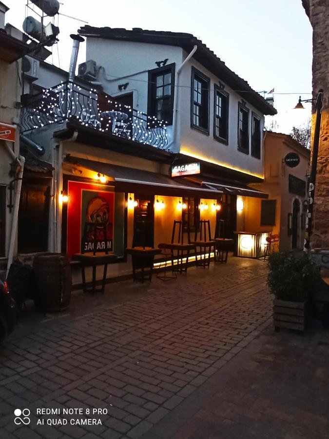 Gagarin pub&hotel Antalya Bagian luar foto