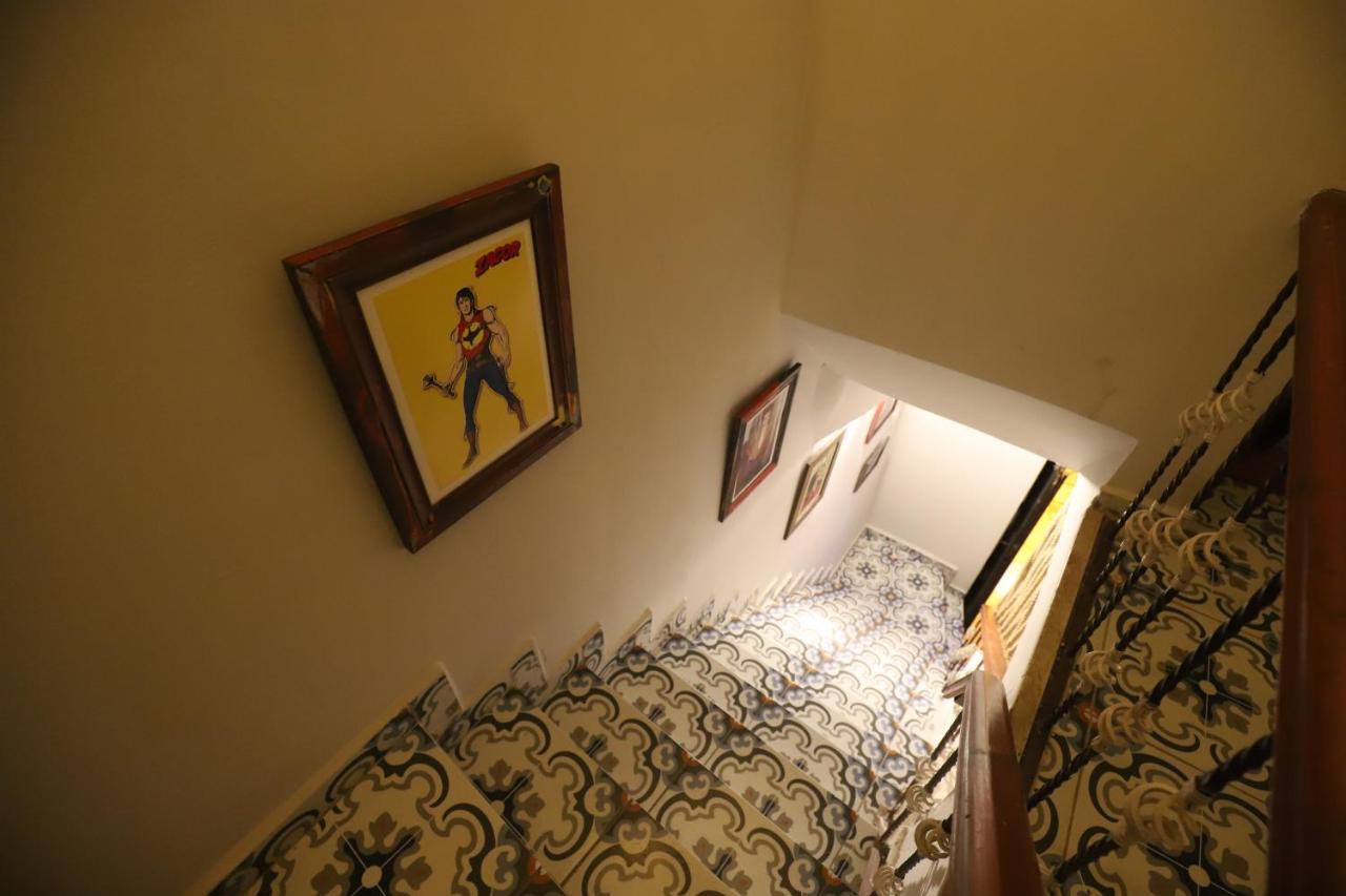 Gagarin pub&hotel Antalya Bagian luar foto