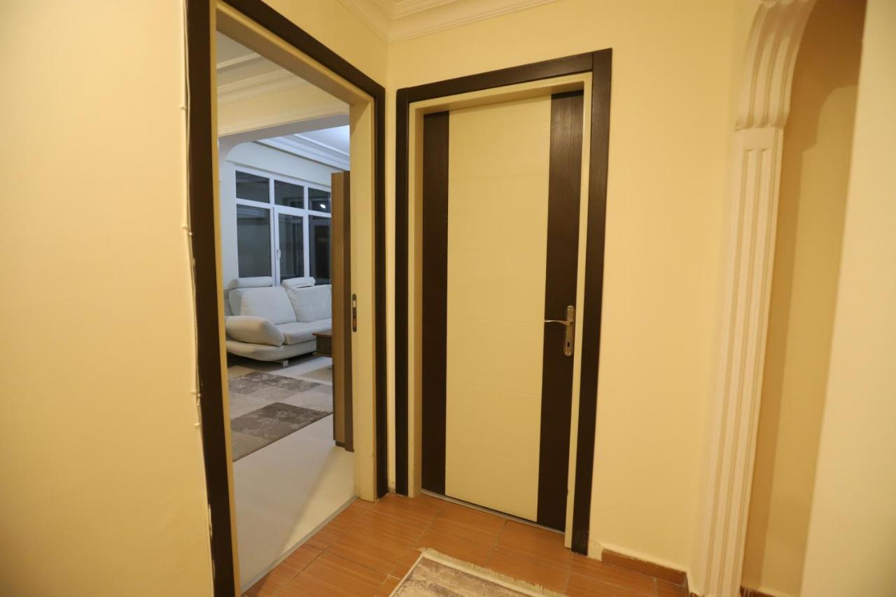 Gagarin pub&hotel Antalya Bagian luar foto